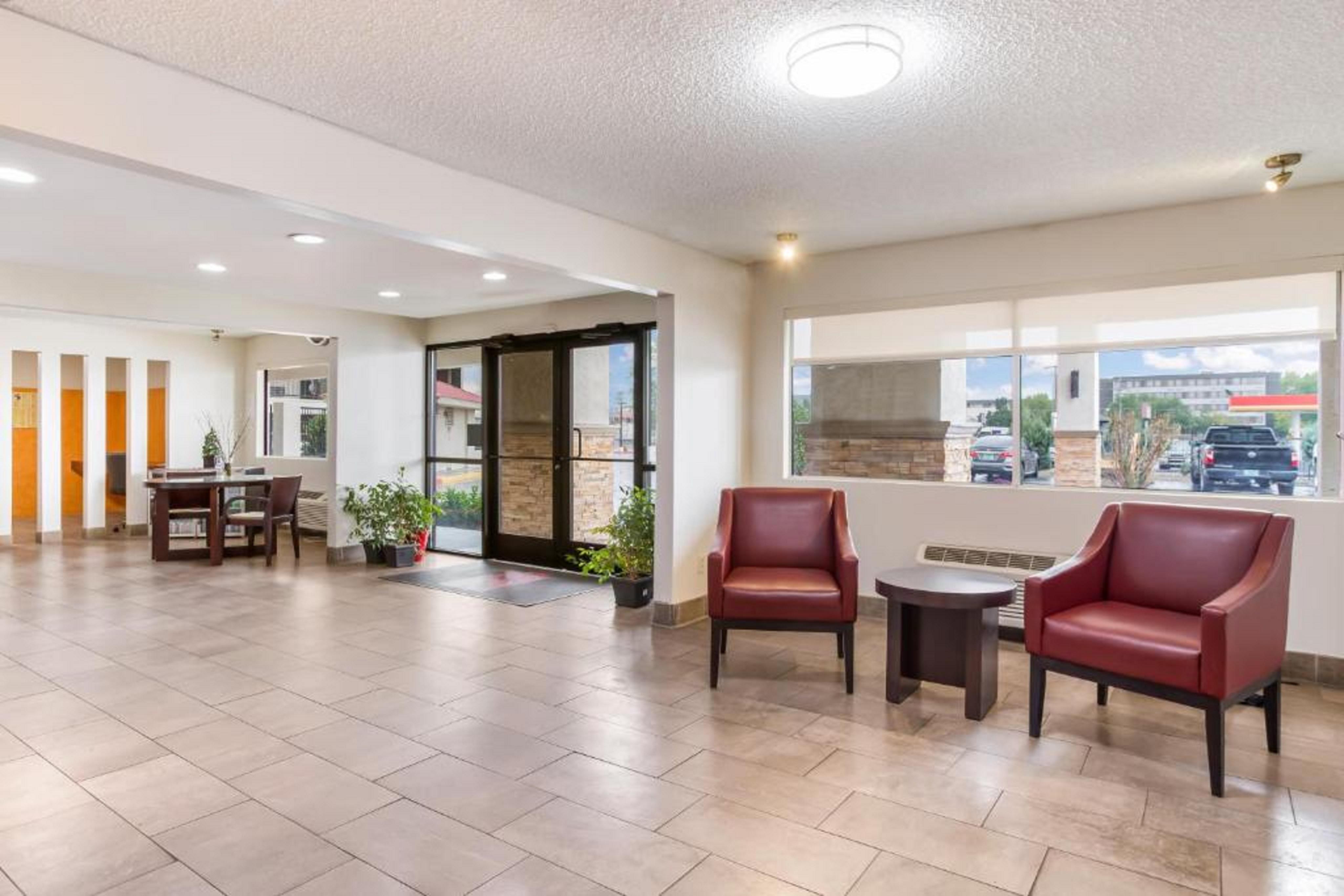 Red Roof Inn Albuquerque - Midtown Bagian luar foto