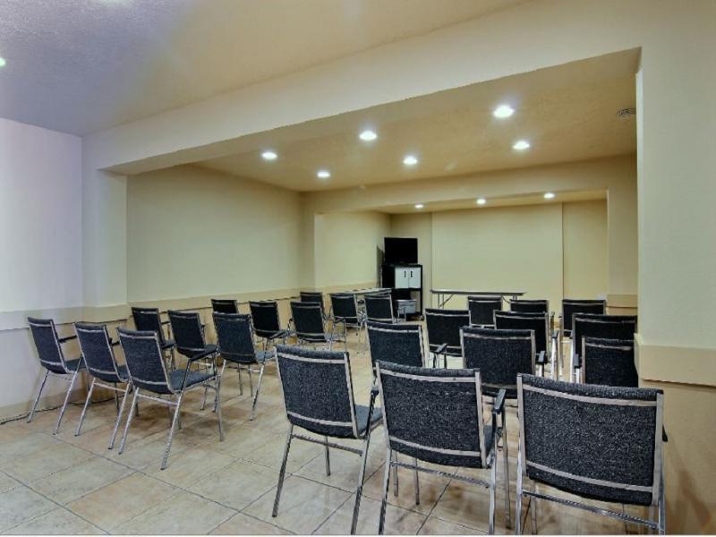 Red Roof Inn Albuquerque - Midtown Bagian luar foto